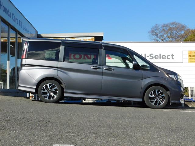 ステップワゴンスパーダ スパーダホンダセンシング　純９型ナビ　Ｗ電動　横開バックドア　禁煙　１オーナー　純正ドラレコ前後　リアカメラｄｅあんしんプラス　ＥＴＣ２．０　盗難防止　ドアバイザー　フルセグＴＶ　Ｂｌｕｅｔｏｏｔｈ接続　ＣＤ録音　ＵＳＢ（9枚目）