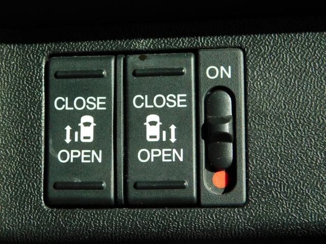 ステップワゴンスパーダ スパーダホンダセンシング　純９型ナビ　Ｗ電動　横開バックドア　禁煙　１オーナー　純正ドラレコ前後　リアカメラｄｅあんしんプラス　ＥＴＣ２．０　盗難防止　ドアバイザー　フルセグＴＶ　Ｂｌｕｅｔｏｏｔｈ接続　ＣＤ録音　ＵＳＢ（15枚目）