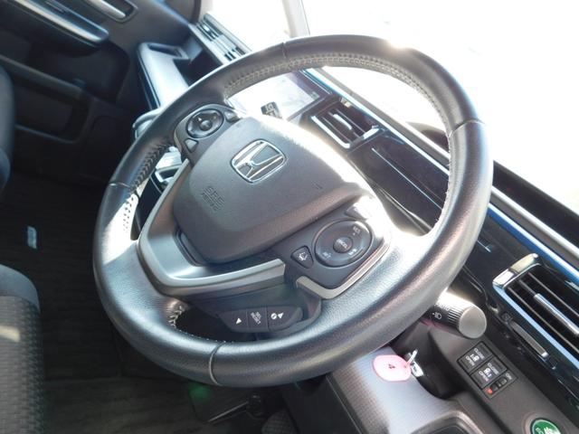 ステップワゴンスパーダ スパーダホンダセンシング　純９型ナビ　Ｗ電動　横開バックドア　禁煙　１オーナー　純正ドラレコ前後　リアカメラｄｅあんしんプラス　ＥＴＣ２．０　盗難防止　ドアバイザー　フルセグＴＶ　Ｂｌｕｅｔｏｏｔｈ接続　ＣＤ録音　ＵＳＢ（18枚目）