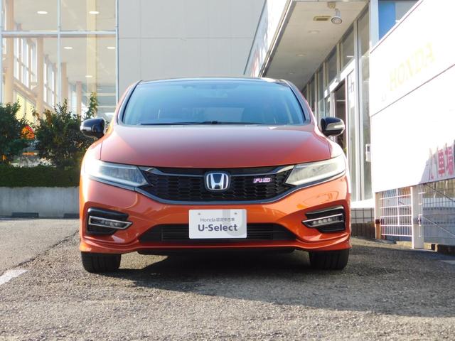 ジェイド ＲＳ・ホンダセンシング　純８型ナビ　後カメ　ＬＥＤ　ターボ　禁煙　１オーナー　光のアイテムパッケージ　サイドカーテンエアバッグ　革巻ステア　パドル　Ａクルコン　純ドラレコ前　ＥＴＣ　フルセグ　ＢＴ接続　ウーファー　ツィーター（9枚目）