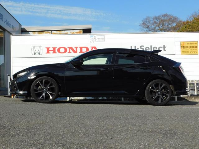 シビック ハッチバック　ホンダセンシング　純ドラレコ前　パワーシート　シートヒーター　ＥＴＣ　革巻ステア　ＬＥＤ　フォグ　パドル　サイドカーテンエアバッグ　イモビライザー　セキュリティアラーム　ＢＴ接続　禁煙　ワンオーナー（7枚目）