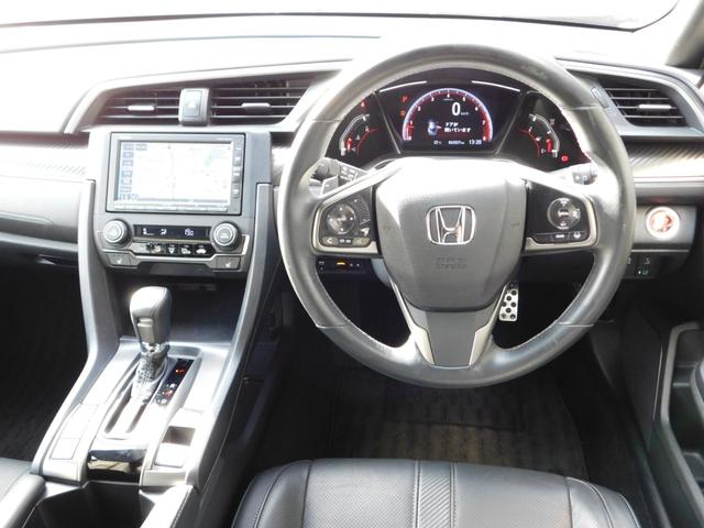 シビック ハッチバック　ホンダセンシング　純ドラレコ前　パワーシート　シートヒーター　ＥＴＣ　革巻ステア　ＬＥＤ　フォグ　パドル　サイドカーテンエアバッグ　イモビライザー　セキュリティアラーム　ＢＴ接続　禁煙　ワンオーナー（11枚目）