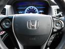 革巻き仕様のステアリングホイール。運転支援装置ホンダセンシング、ステアリングリモコンが付いております。