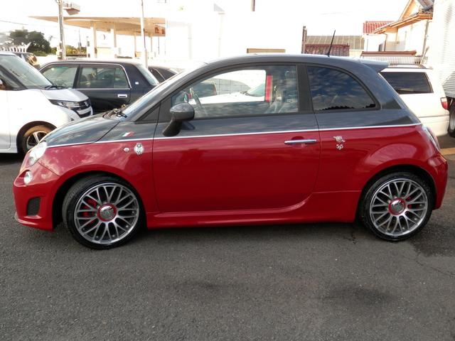 アバルト595 コンペティツィオーネ コンペティツィオーネ・レザーシート・社外マフラー・社外ナビ/TV・ETC・HIDヘッドライト(9枚目)