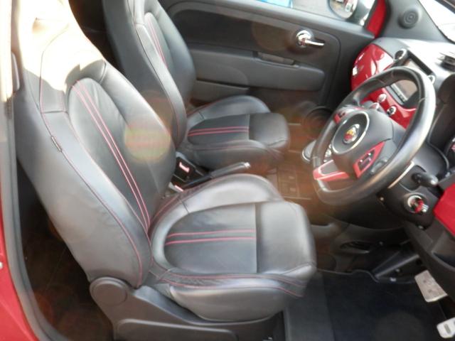 アバルト595 コンペティツィオーネ コンペティツィオーネ・レザーシート・社外マフラー・社外ナビ/TV・ETC・HIDヘッドライト(11枚目)