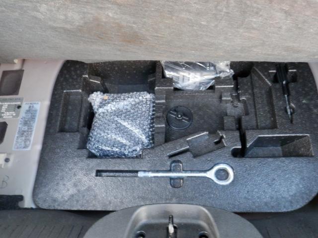 アバルト595 コンペティツィオーネ コンペティツィオーネ・レザーシート・社外マフラー・社外ナビ/TV・ETC・HIDヘッドライト(21枚目)