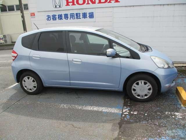 13G 禁煙 キーレスキー ETC CDラジオ 盗難防止付き CD再生可 パワーウィンドウ 禁煙車 キーレス 記録簿 ETC車載器 パワステ ABS 助手席エアバッグ 運転席エアバッグ Mエアコン(4枚目)