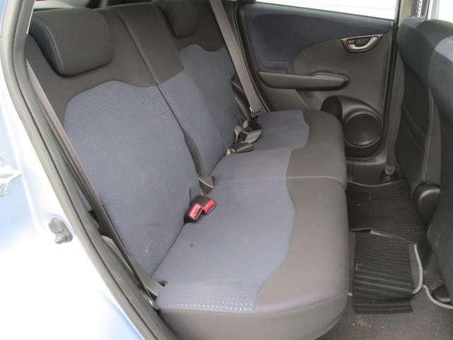 13G 禁煙 キーレスキー ETC CDラジオ 盗難防止付き CD再生可 パワーウィンドウ 禁煙車 キーレス 記録簿 ETC車載器 パワステ ABS 助手席エアバッグ 運転席エアバッグ Mエアコン(13枚目)