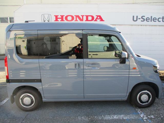Ｎ－ＶＡＮ＋スタイル ファン　ホンダセンシング　純正８インチナビ　リヤカメラ　前後ドライブレコーダー　ＥＴＣ　禁煙　デジタルルームミラー　ＬＥＤ　フォグ　ＵＳＢ充電　ルーフコンソール　Ｂモニ　地デジＴＶ　横滑防止装置　パワステ（6枚目）