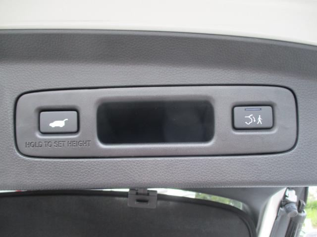 ヴェゼル e:HEVZ 純正9インチコネクトナビ フルセグTV 全周カメラ ETC 純正前後ドラレコ 禁煙 ワンオーナー ワイヤレス充電 BSI USB コーナーセンサー シートヒーター パワーテールゲート 1オナ スマキ(11枚目)