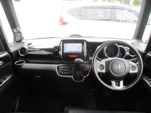 N-BOXカスタム G・ターボパッケージ 純正ナビ フルセグTV CD DVD バックカメラ ETC 両側電動スライドドア スマートキー HIDヘッドライト フォグライト 無限マフラー 社外14インチアルミ クルーズコントロール バツクカメラ(12枚目)