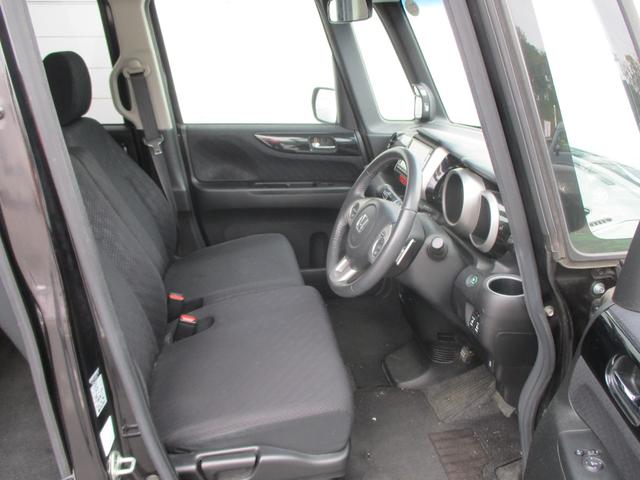 N-BOXカスタム G・ターボパッケージ 純正ナビ フルセグTV CD DVD バックカメラ ETC 両側電動スライドドア スマートキー HIDヘッドライト フォグライト 無限マフラー 社外14インチアルミ クルーズコントロール バツクカメラ(21枚目)