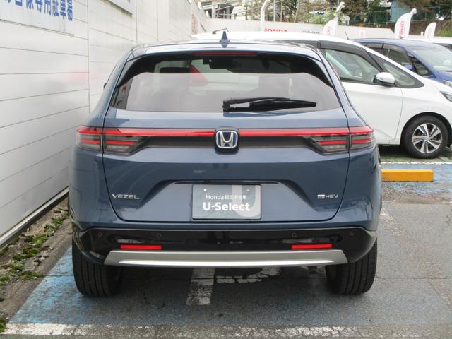 ヴェゼル e:HEVZ 当社デモカー 純正9インチコネクトナビ フルセグTV マルチカメラ BSI ステアリングヒーター ETC フォグライト 衝突軽減ブレーキ サイドカーテンエアバック ワイヤレス充電 1オナ スマキ 禁煙(5枚目)