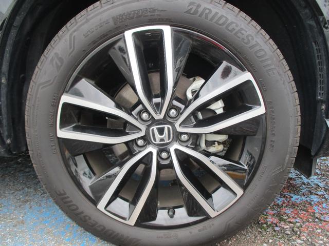 ヴェゼル e:HEVZ 当社デモカー 純正9インチコネクトナビ フルセグTV マルチカメラ BSI ステアリングヒーター ETC フォグライト 衝突軽減ブレーキ サイドカーテンエアバック ワイヤレス充電 1オナ スマキ 禁煙(8枚目)