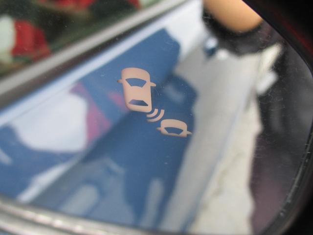 ヴェゼル e:HEVZ 当社デモカー 純正9インチコネクトナビ フルセグTV マルチカメラ BSI ステアリングヒーター ETC フォグライト 衝突軽減ブレーキ サイドカーテンエアバック ワイヤレス充電 1オナ スマキ 禁煙(10枚目)