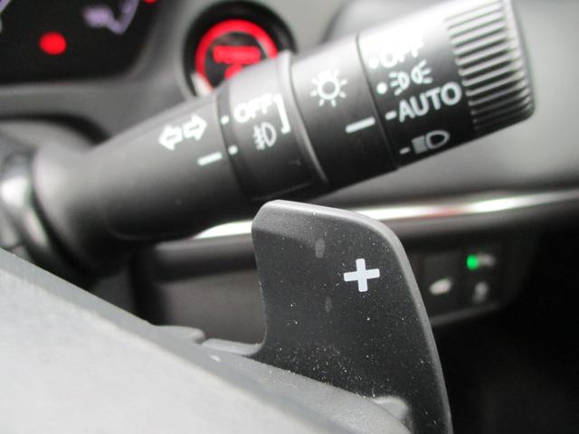 ヴェゼル e:HEVZ 当社デモカー 純正9インチコネクトナビ フルセグTV マルチカメラ BSI ステアリングヒーター ETC フォグライト 衝突軽減ブレーキ サイドカーテンエアバック ワイヤレス充電 1オナ スマキ 禁煙(16枚目)