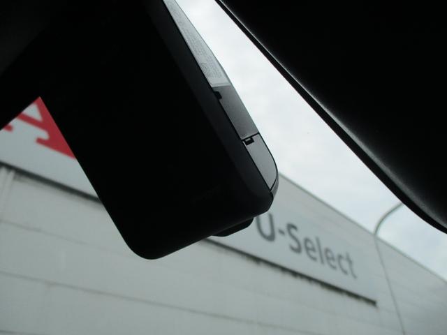 ヴェゼル e:HEVZ 当社デモカー 純正9インチコネクトナビ フルセグTV マルチカメラ BSI ステアリングヒーター ETC フォグライト 衝突軽減ブレーキ サイドカーテンエアバック ワイヤレス充電 1オナ スマキ 禁煙(20枚目)