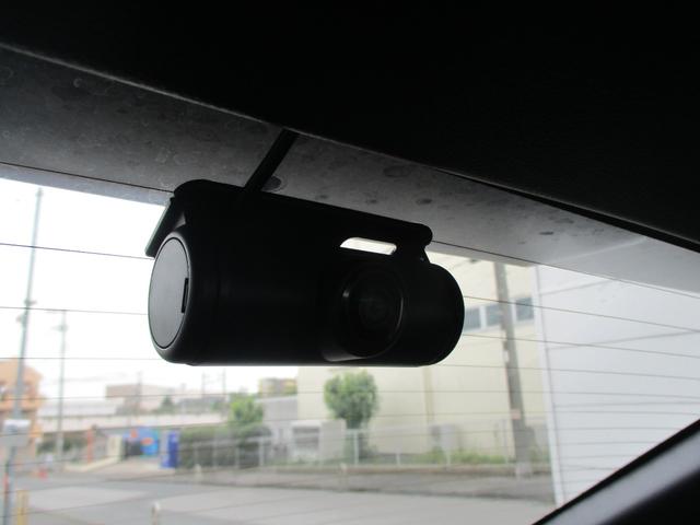 ヴェゼル e:HEVZ 当社デモカー 純正9インチコネクトナビ フルセグTV マルチカメラ BSI ステアリングヒーター ETC フォグライト 衝突軽減ブレーキ サイドカーテンエアバック ワイヤレス充電 1オナ スマキ 禁煙(21枚目)