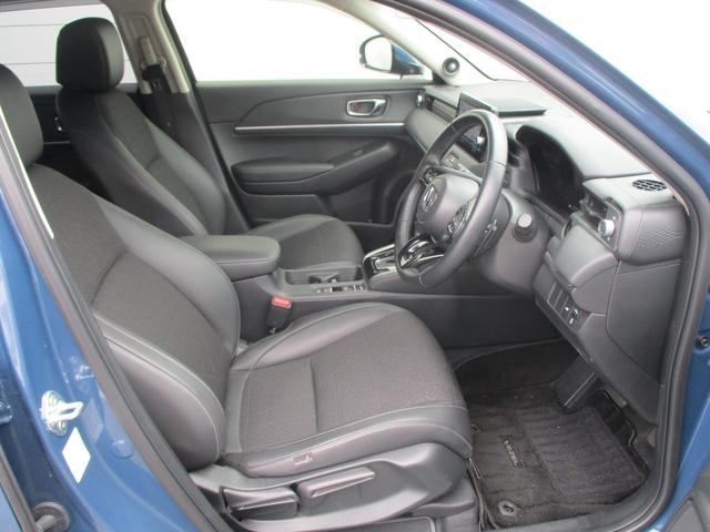 ヴェゼル e:HEVZ 当社デモカー 純正9インチコネクトナビ フルセグTV マルチカメラ BSI ステアリングヒーター ETC フォグライト 衝突軽減ブレーキ サイドカーテンエアバック ワイヤレス充電 1オナ スマキ 禁煙(27枚目)