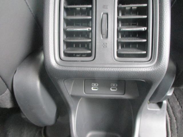 ヴェゼル e:HEVZ 当社デモカー 純正9インチコネクトナビ フルセグTV マルチカメラ BSI ステアリングヒーター ETC フォグライト 衝突軽減ブレーキ サイドカーテンエアバック ワイヤレス充電 1オナ スマキ 禁煙(29枚目)