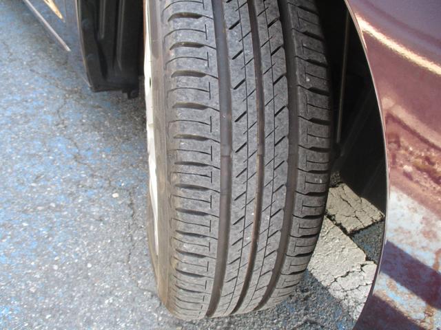 フィット 15XL ワンオーナー 禁煙 あんしんパッケージ LED シートヒーター 純正ナビ ワンセグ DVD バックカメラ ドアバイザー オートリトラミラー スマートキー 1セグTV オートエアコン リヤカメラ ABS(5枚目)