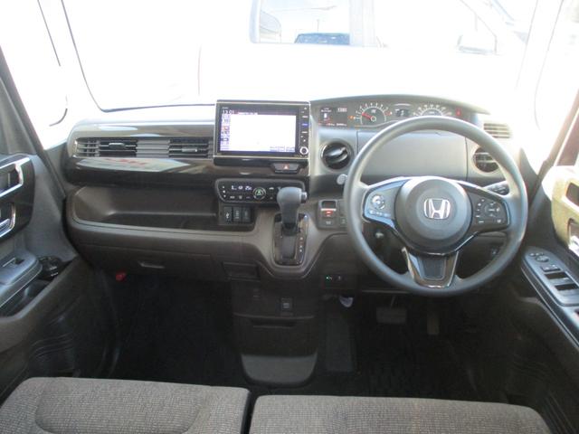 N-BOX L 純正8インチナビ フルセグ CD DVD リヤカメラ 禁煙 ワンオーナー 両側電動スライドドア シートヒーター 電子パーキング ブレーキホールド リヤサンシェード 衝突回避支援ブレーキ I-STOP(8枚目)