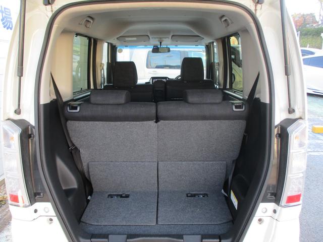 Ｎ－ＢＯＸ ＧＳＳパッケージ　社外ナビ　フルセグＴＶ　ＣＤ　ＤＶＤ　リヤカメラ　ＥＴＣ　左側電動スライドドア　禁煙　ドラレコ　リヤサンシェード　シートバックテーブル　リヤシートスライド　Ｉストップ　両側スライド片側電動ドア　イモビ（8枚目）