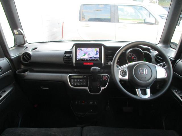 Ｎ－ＢＯＸ ＧＳＳパッケージ　社外ナビ　フルセグＴＶ　ＣＤ　ＤＶＤ　リヤカメラ　ＥＴＣ　左側電動スライドドア　禁煙　ドラレコ　リヤサンシェード　シートバックテーブル　リヤシートスライド　Ｉストップ　両側スライド片側電動ドア　イモビ（10枚目）