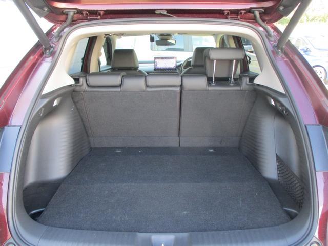 ZR-V e:HEVX 4WD ブラインドスポットインフォメーション ホンダコネクト ギャザズ11.4インチナビ ナビ連動3カメラドラレコ フロントシートヒーター パワーテールゲート 18インチアルミ バイザー フロアカーペ(11枚目)