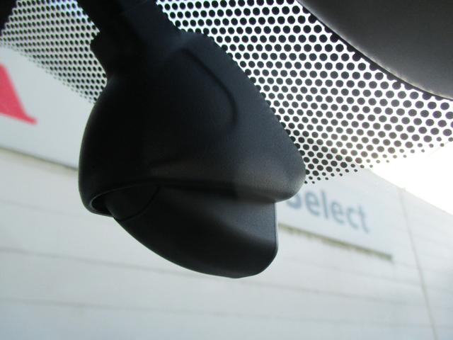 N-WGN Lホンダセンシング LED ナビ ナビ連動前後ドラレコ ETC バックカメラ フロアマット ドアバイザー 運転席シートヒーター スマートキー2個 Bモニタ 1オナ 禁煙車 DVD フルセグ 横滑り防止機能 USBポート(17枚目)