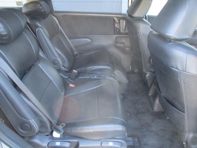 オデッセイ アブソルート・ＥＸホンダセンシング　１１．６インチフリップダウンモニター　９インチナビ　ナビ連動前後ドラレコ　ブラインドスポットインフォメーション　３ゾーンエアコン　運転手助手席パワーシートシートヒーター　マルチビューカメラ　ワンオーナ（28枚目）