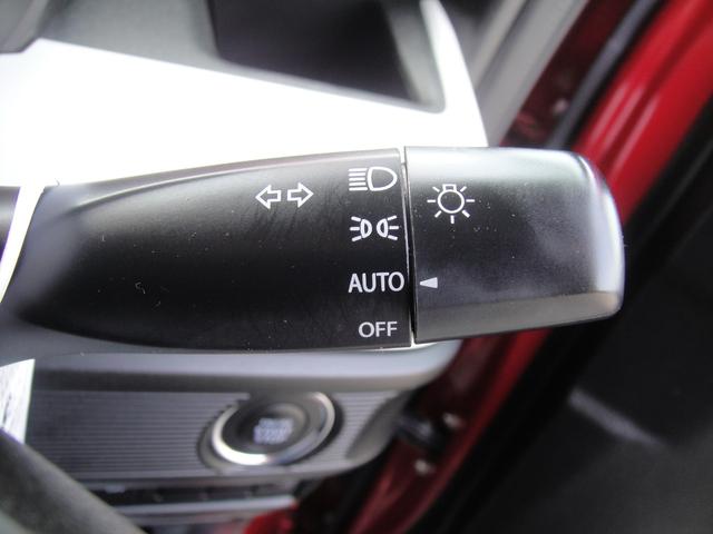 スペーシア ハイブリッドＧ　走行３万キロ台　禁煙車　ナビ　ＴＶ　Ｂｌｕｅｔｏｏｔｈ　ＤＶＤ再生　２ＷＡＹバックカメラ　バックソナー　デュアルセンサーブレーキサポート　ＰＷＲスイッチ　オートライト　オートエアコン　スマートキーｘ２（14枚目）