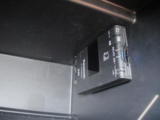 スペーシアカスタム ＴＳ　ターボ　禁煙　両側ワンアクションスイッチパワースライドドア　ナビ　ＴＶ　バックカメラ　Ｂｌｕｅｔｏｏｔｈ　ＡＵＸ　ステアリングリモコン　ＥＴＣ　オートライト　ルーフ収納　ロールカーテン　リトラミラー（13枚目）