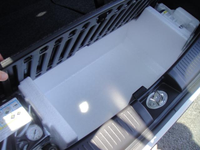 ワゴンＲ ハイブリッドＦＸ　禁煙車　走行３万キロ台　ナビ　ＴＶ　バックカメラ　Ｂｌｕｅｔｏｏｔｈ　ＤＶＤ再生　ミュージックサーバー　シートヒーター　オートエアコン　電動格納ミラー　リモコンキー　セキュリティ　記録簿（19枚目）