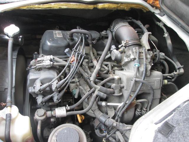 ハイエースワゴン スーパーカスタム　ワンオーナー　記録簿付き　最終型マスク　ボディカラーツートン青白　自社ユーザー下取車　ガソリン車（24枚目）