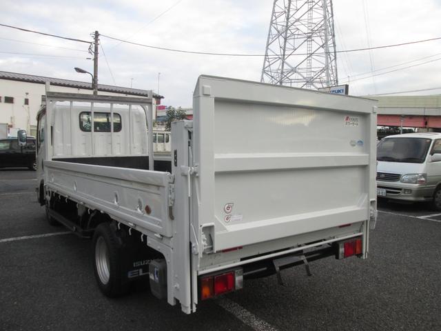 エルフトラック ロングフルフラットロー 2t 垂直パワーリフト 標準ボディー(3枚目)