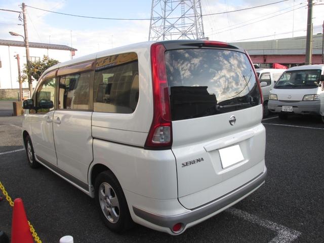 セレナ  ハイウェイスター 4WD 1オーナー 純正ナビ・TV(3枚目)