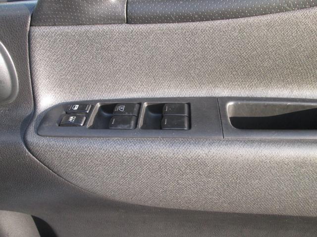 セレナ  ハイウェイスター 4WD 1オーナー 純正ナビ・TV(10枚目)