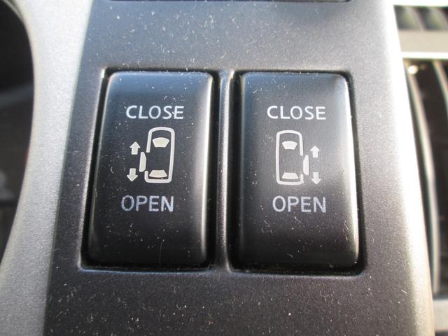 セレナ  ハイウェイスター 4WD 1オーナー 純正ナビ・TV(15枚目)