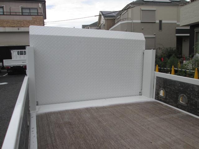 エルフトラック フルフラットロー 2t積み 垂直パワーリフト 10尺木製全低床(7枚目)