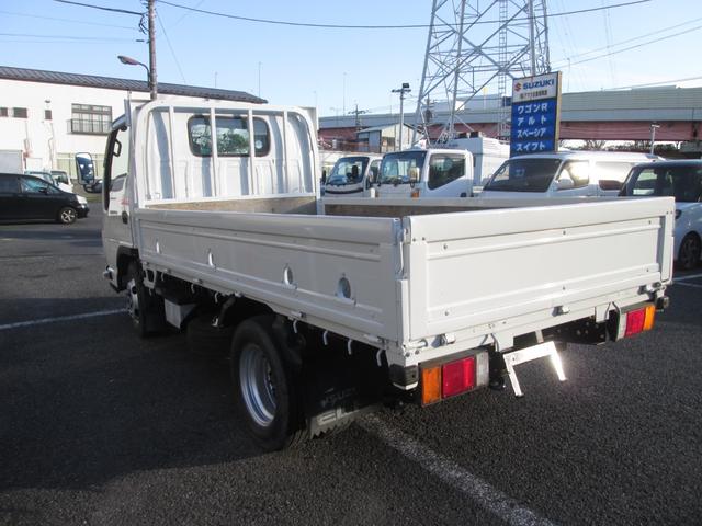 エルフトラック フルフラットロー 平ボディー オートマチック 10尺全低床 4ナンバー(3枚目)