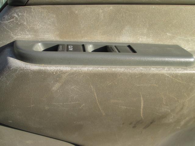 エルフトラック フルフラットロー 平ボディー オートマチック 10尺全低床 4ナンバー(21枚目)