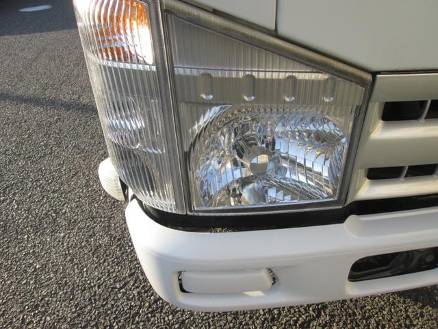 エルフトラック フルフラットロー 平ボディー オートマチック 10尺全低床 4ナンバー(23枚目)