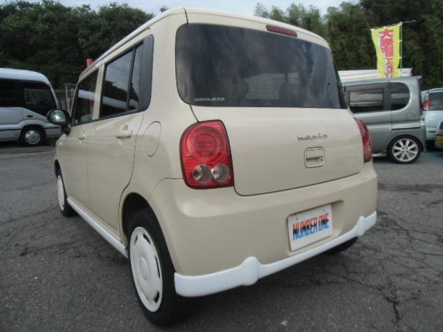 アルトラパン リミテッド　ワンオーナー　禁煙車　ＥＴＣ　シートヒータ　禁煙車両　　ＷエアＢ　スマキー　エアロ付き　キーレススタートシステム　パワステ　マニュアルエアコン　衝突安全ボディ　ＰＷ　エアバッグ（9枚目）