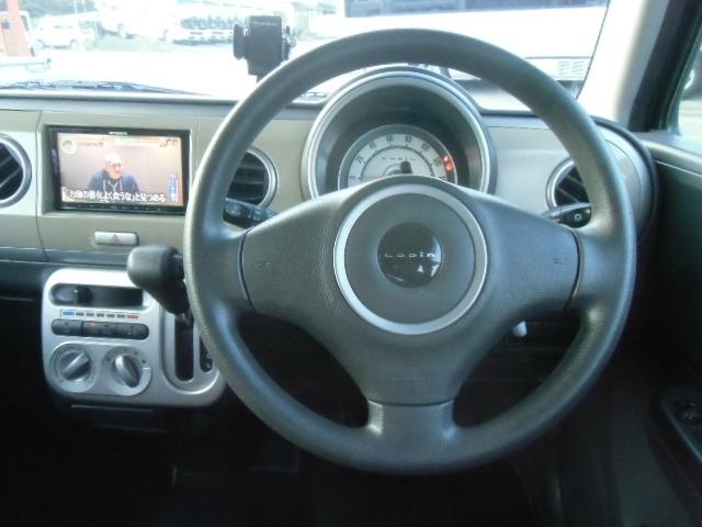 アルトラパン Ｘ　ナビＴＶ　禁煙車　格納ミラー　ナビテレビ　ベンチ　運転席助手席エアバッグ　Ｂｌｕｅｔｏｏｔｈオーディオ　スマ－トキ－　キーレススタートシステム　ＤＶＤ再生可能　ＳＤナビゲーション　フルフラット　禁煙（16枚目）