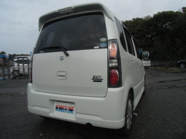 ワゴンＲ ＲＲ－Ｓリミテッド　インタークーラーターボ　スマートキー　キーレスキー　運転席助手席エアバック　オートエアコン　ベンチシート　フルフラットシート　パワステ　ＡＢＳ　スマートキーシステム　ターボエンジン　パワーウインド（8枚目）