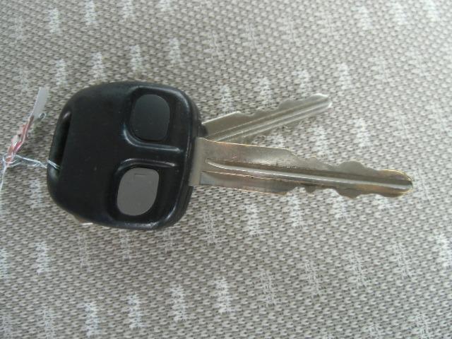 オッティ Ｓ　ワンオーナー　キーレスキー　禁煙車　ＰＳ　キーレス　パワーウィンドウ　ＡＢＳ　ベンチシート　衝突安全ボディ　マニュアルエアコン　両席エアバッグ　運転席エアバック　電動格納式ドアミラー（24枚目）