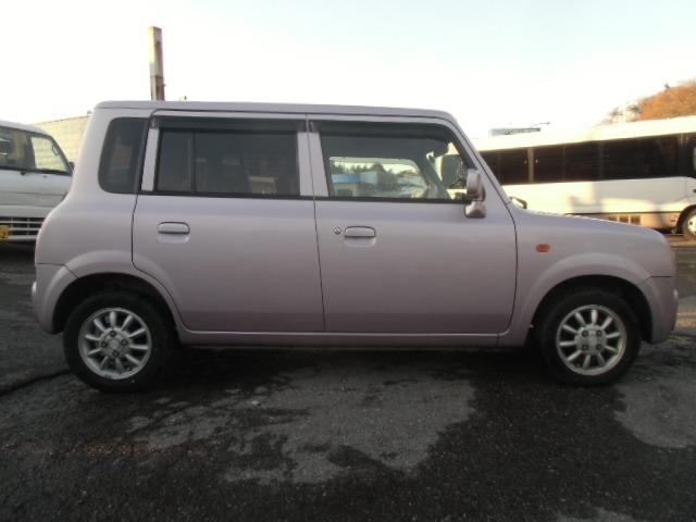 アルトラパン Ｘ２　キーレスキー　禁煙車　フルフラットシート　運転席エアバッグ　電格ミラー　衝突安全ボディ　ＡＢＳ　ベンチシート　キーレス付き　助手席エアバック　ＡＣ　ＰＳ　ＰＷ（4枚目）