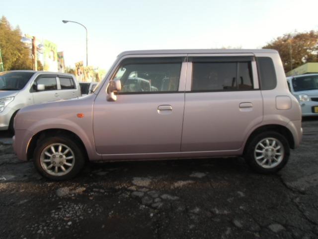 アルトラパン Ｘ２　キーレスキー　禁煙車　フルフラットシート　運転席エアバッグ　電格ミラー　衝突安全ボディ　ＡＢＳ　ベンチシート　キーレス付き　助手席エアバック　ＡＣ　ＰＳ　ＰＷ（5枚目）