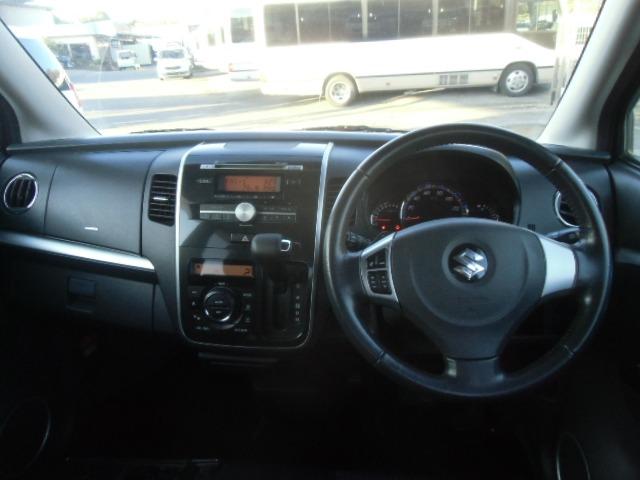 ワゴンＲスティングレー Ｔ　スマートキー　社外アルミ　ＴＢ　エアロ　インテリキー　ＷエアＢ　エアコン　キーフリー　ＰＳ　ＰＷ　運転席エアバック　フルフラ　衝突安全ボディ　ベンチシート　ＡＢＳ　電動格納ミラー（15枚目）